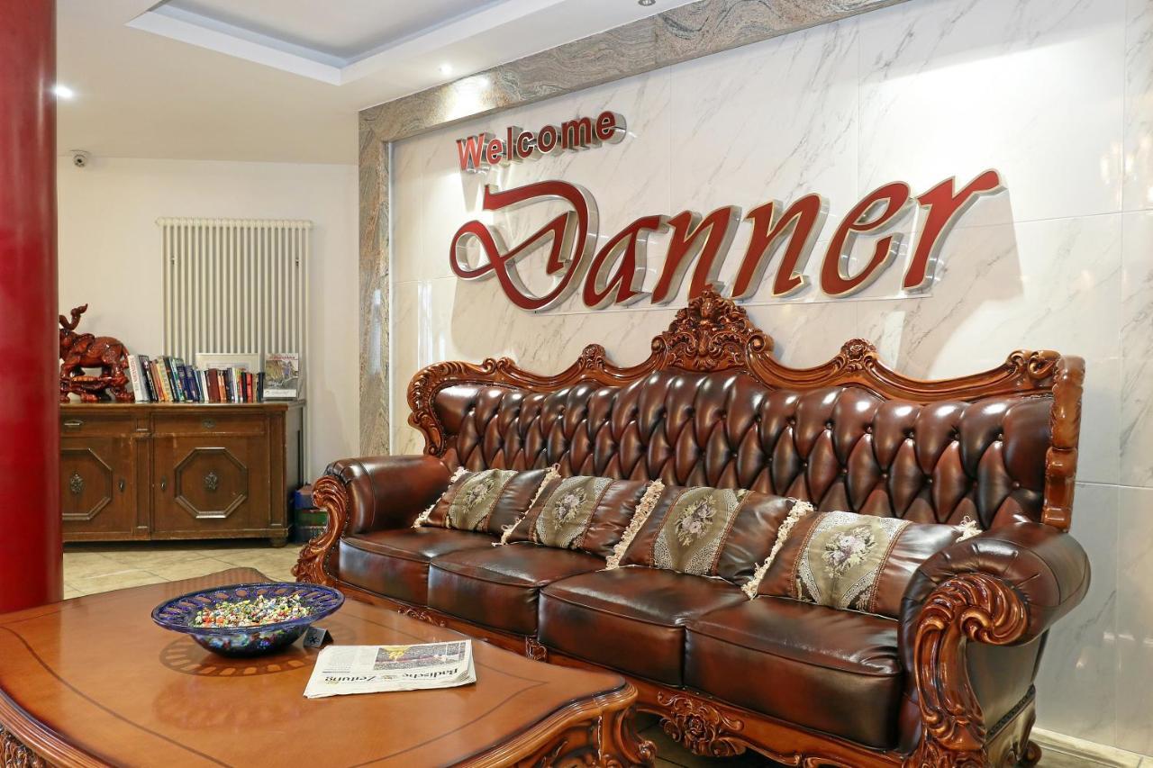 Hotel Danner 莱茵费尔登 外观 照片